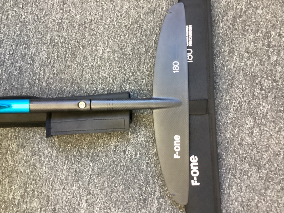 850 F-One SK8 850 85cm alum mast complete t1,  B+ Condition