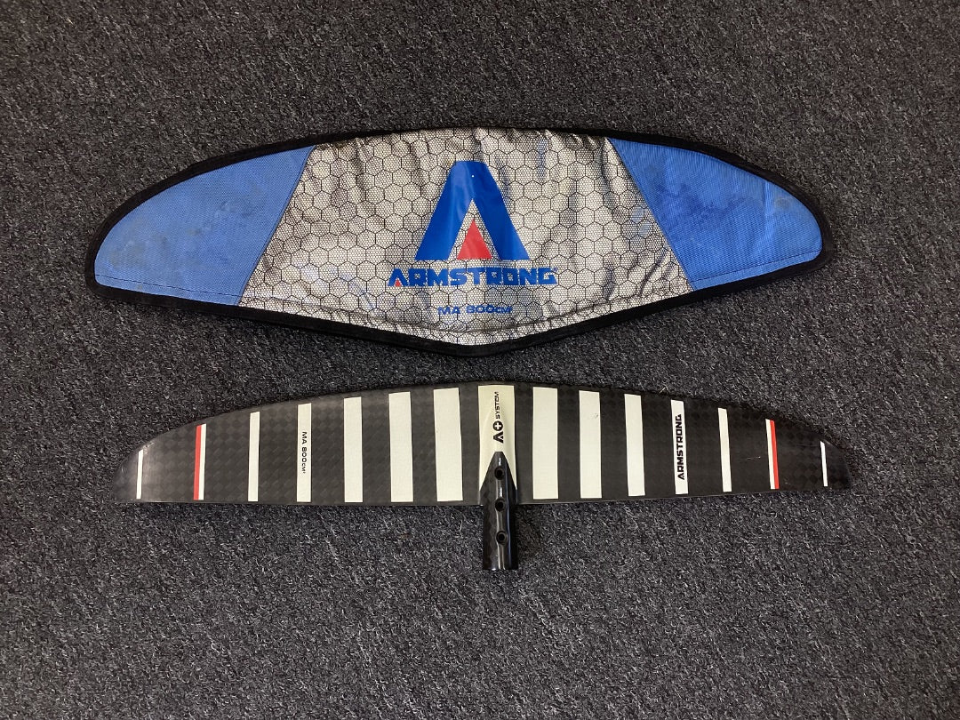 800cm2 Armstrong MA,  B- Condition