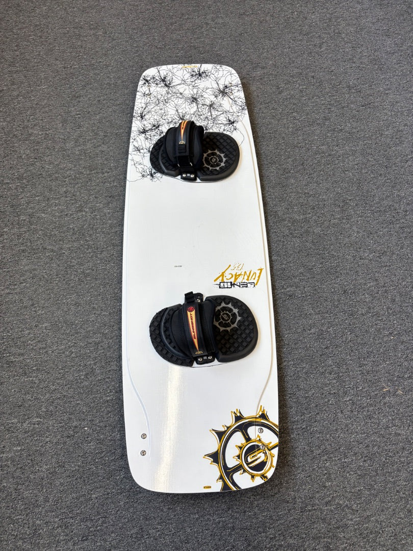 Slingshot Lunacy,  A- Condition