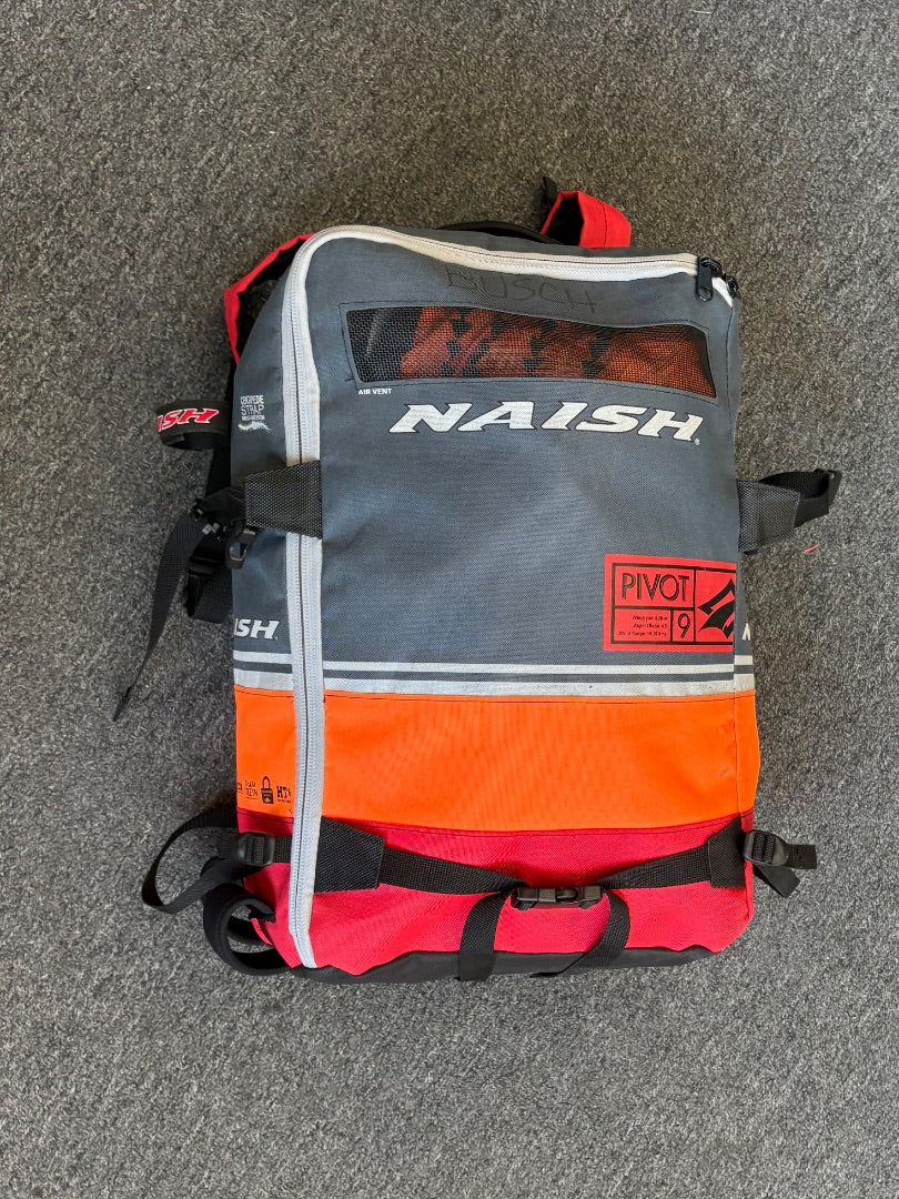 9.0m2 Naish Pivot,  B Condition