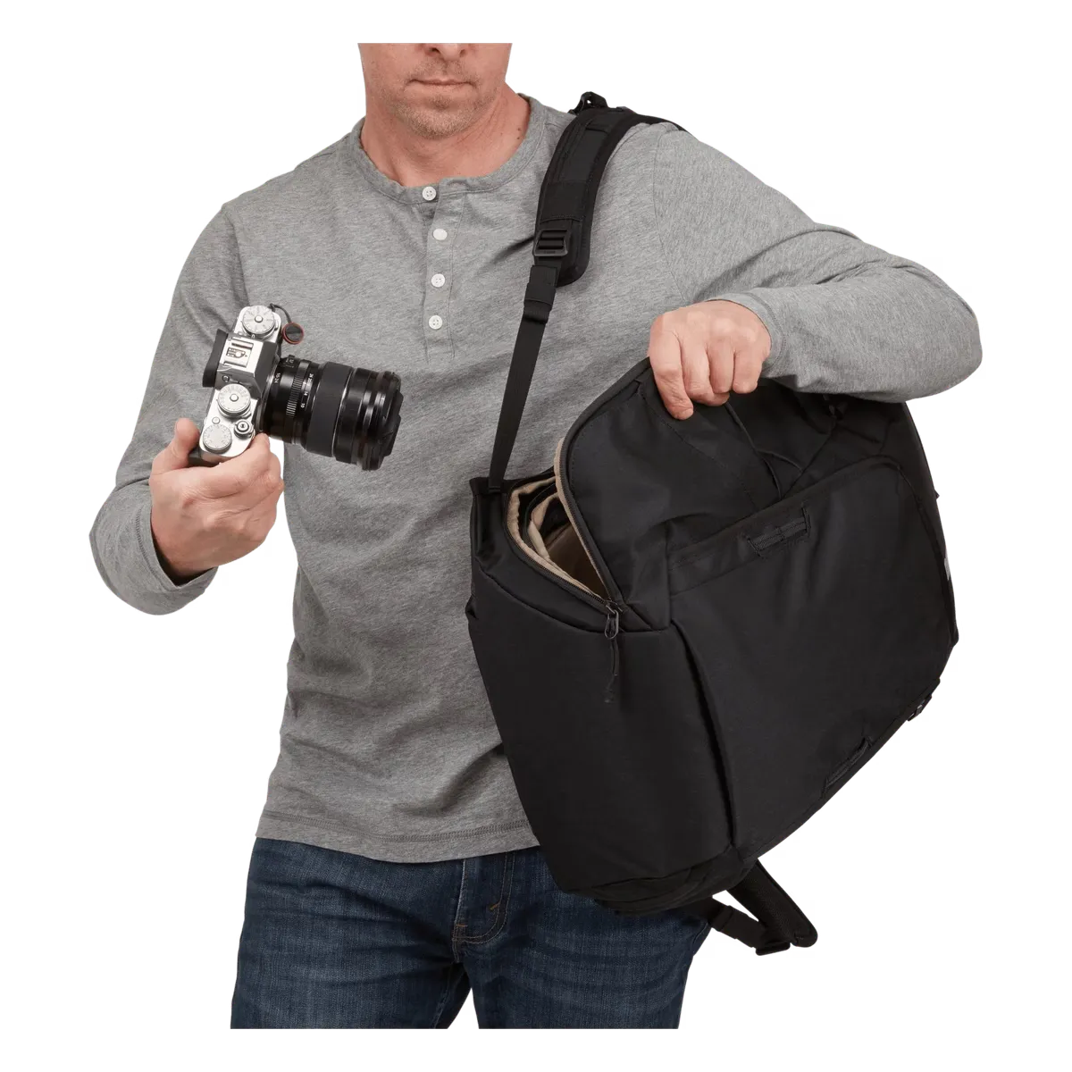Thule Covert camera backpack DSLR