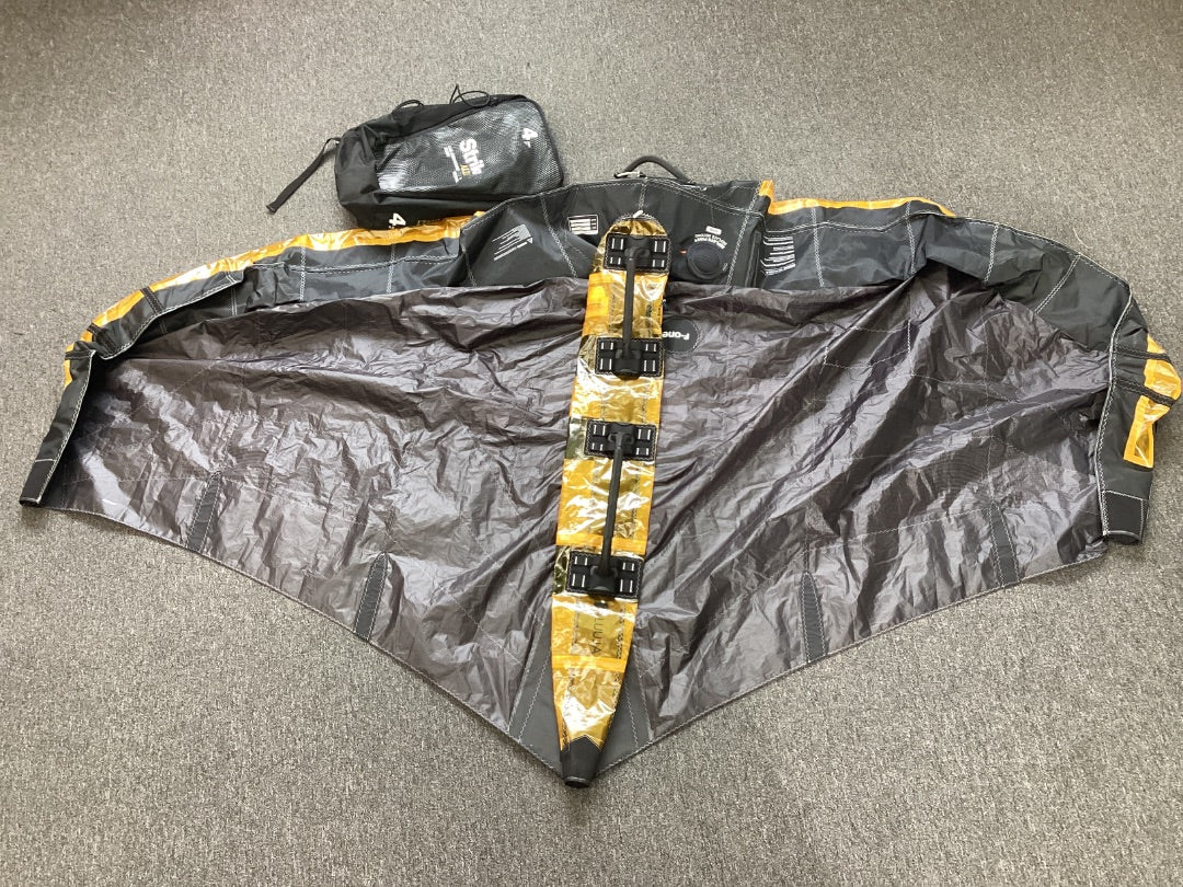 4m F-One Strike Aluula V5,  B Condition
