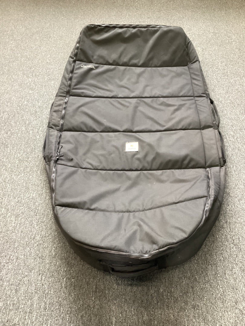 180x85x24 Manera Travel Bag,   Condition