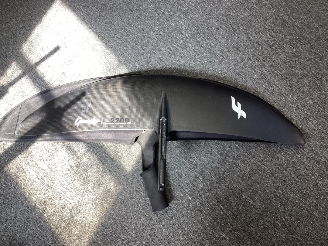 2200cm2 F-One Gravity Carbon T1, 2021 C+ Condition