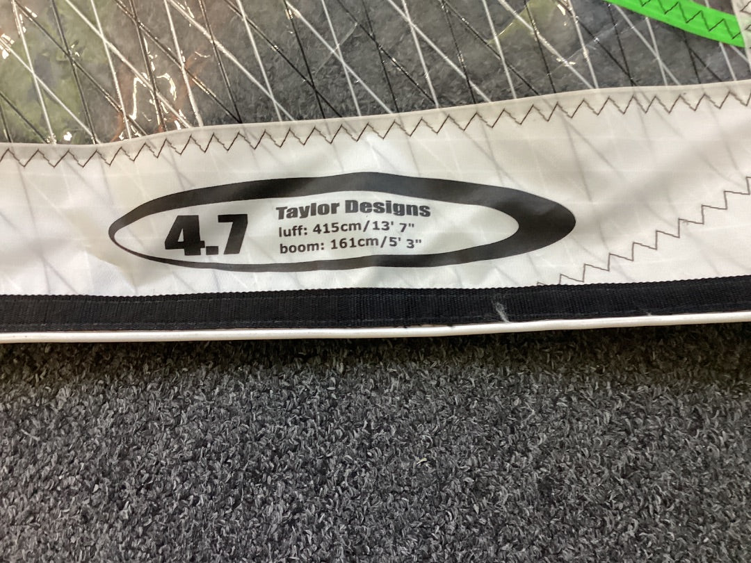 4.7m2 World Sails T-Wave,  B Condition