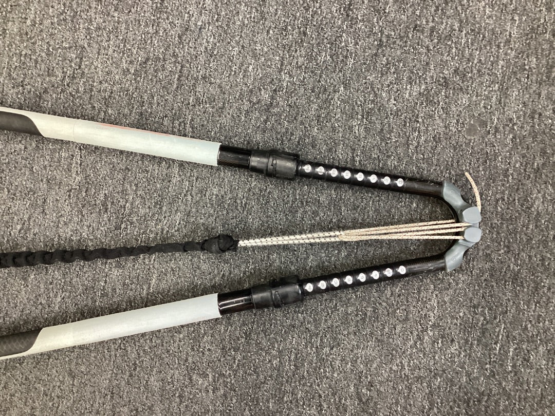 120-145 Neil Pryde Carbon Wave,  B- Condition