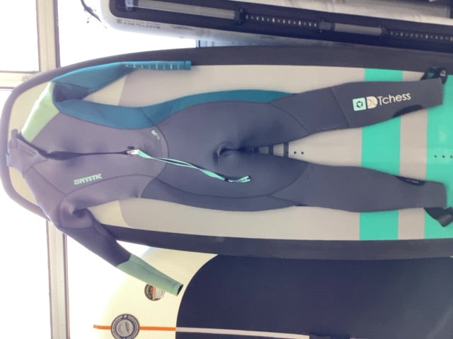 10 / Med Mystic Dutchess 5/4mm Wetsuit,  A- Condition