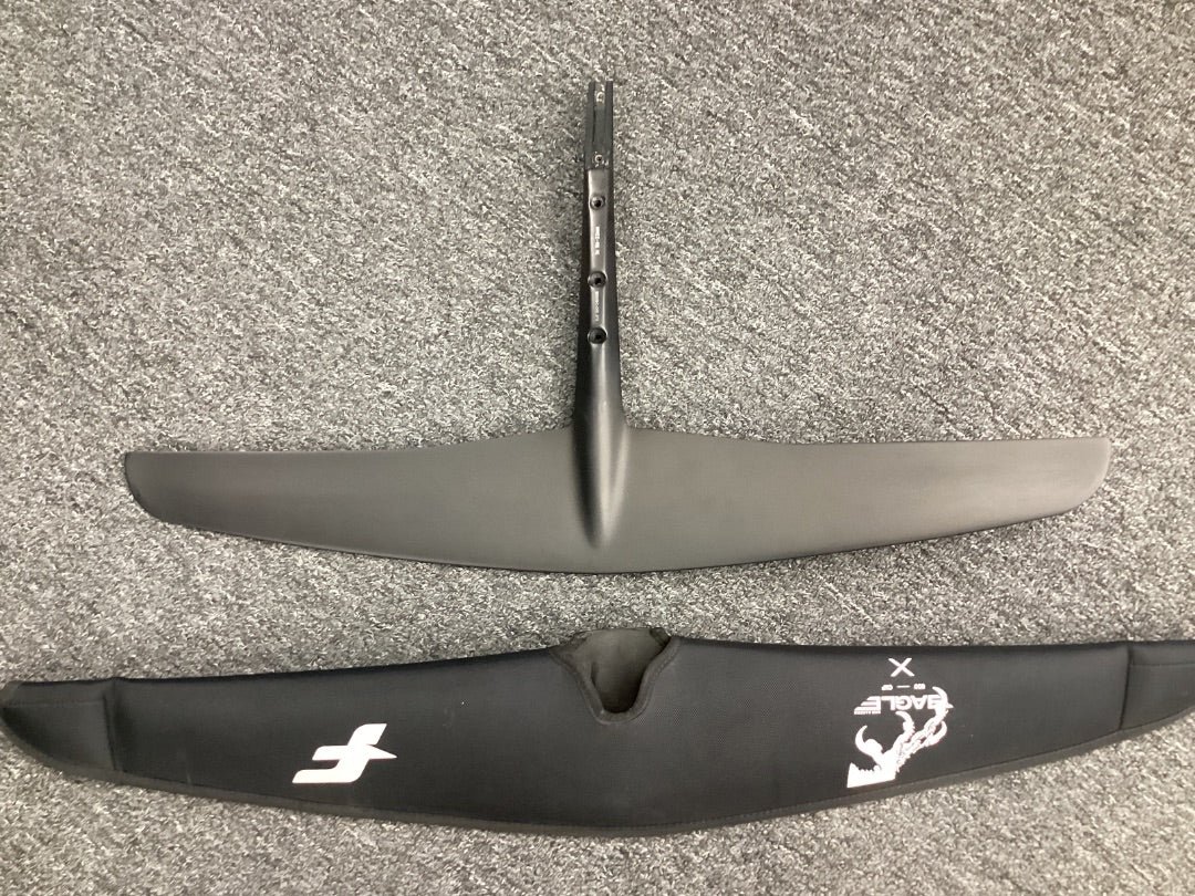 800 (modified to 775) F-One Eagle X, 2025 B+ Condition