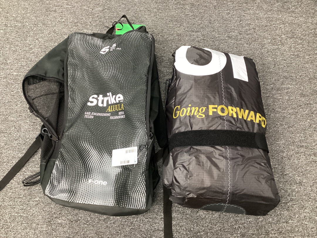 5.5m2 F-One Strike Aluula, 2025 A+ Condition