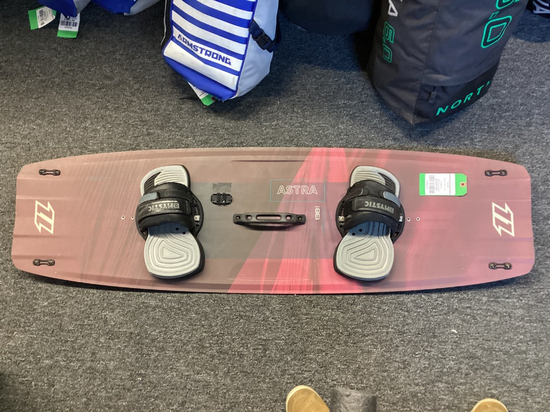 138cm North Astra Twin Tip, 2023 B Condition