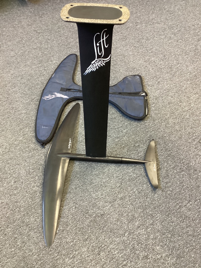 150 / 26 Lift High Aspect 150 + 26 Surf Tail,  B+ Condition