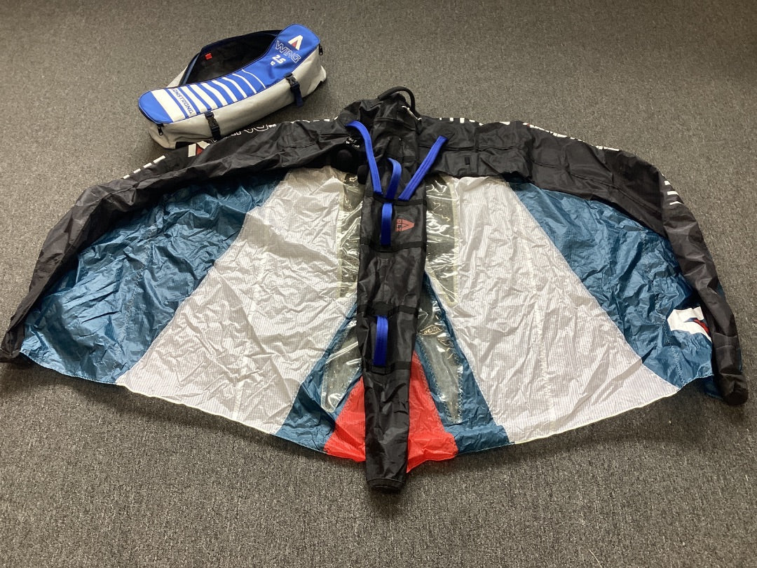 2.5m2 Armstrong V2,  B- Condition