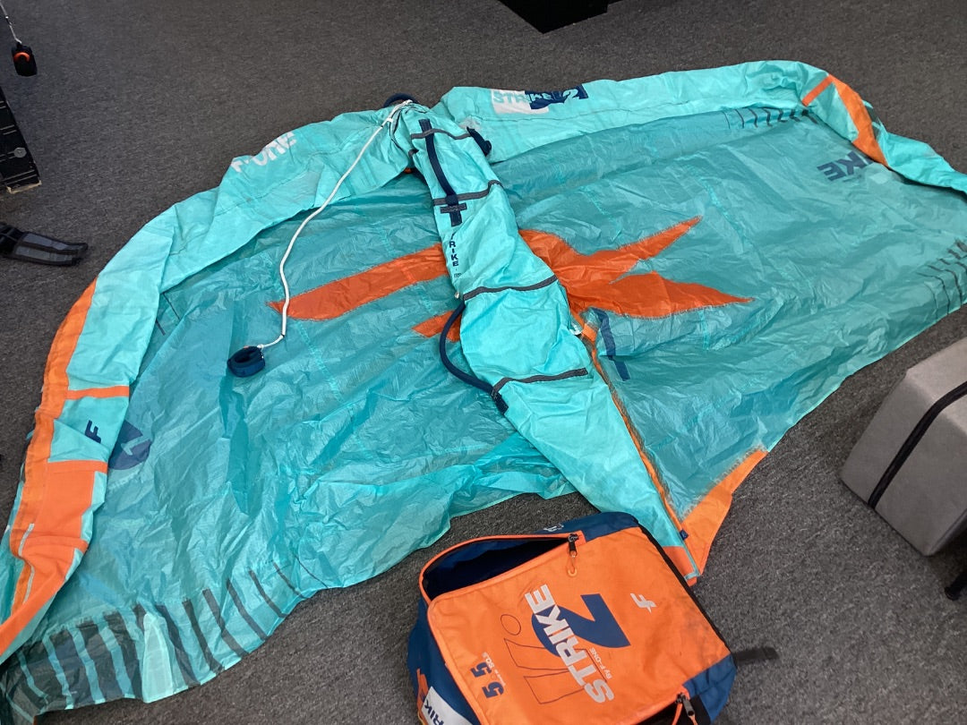 5.5 F-One Strike V2,  B Condition