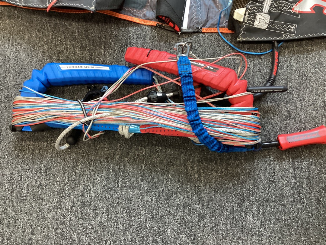 12m Naish Pivot w/ bar,  B- Condition