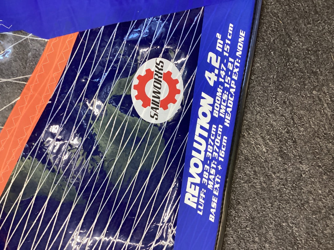 4.2 Sailworks Revolution,   Condition