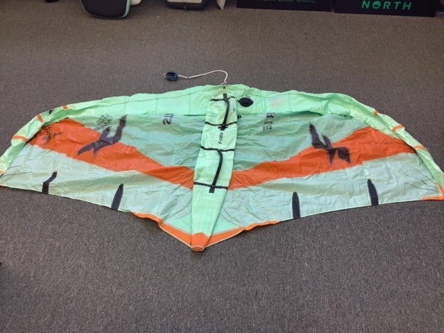 4.0m2 F-One F-One Strike V3 4.0,   Condition