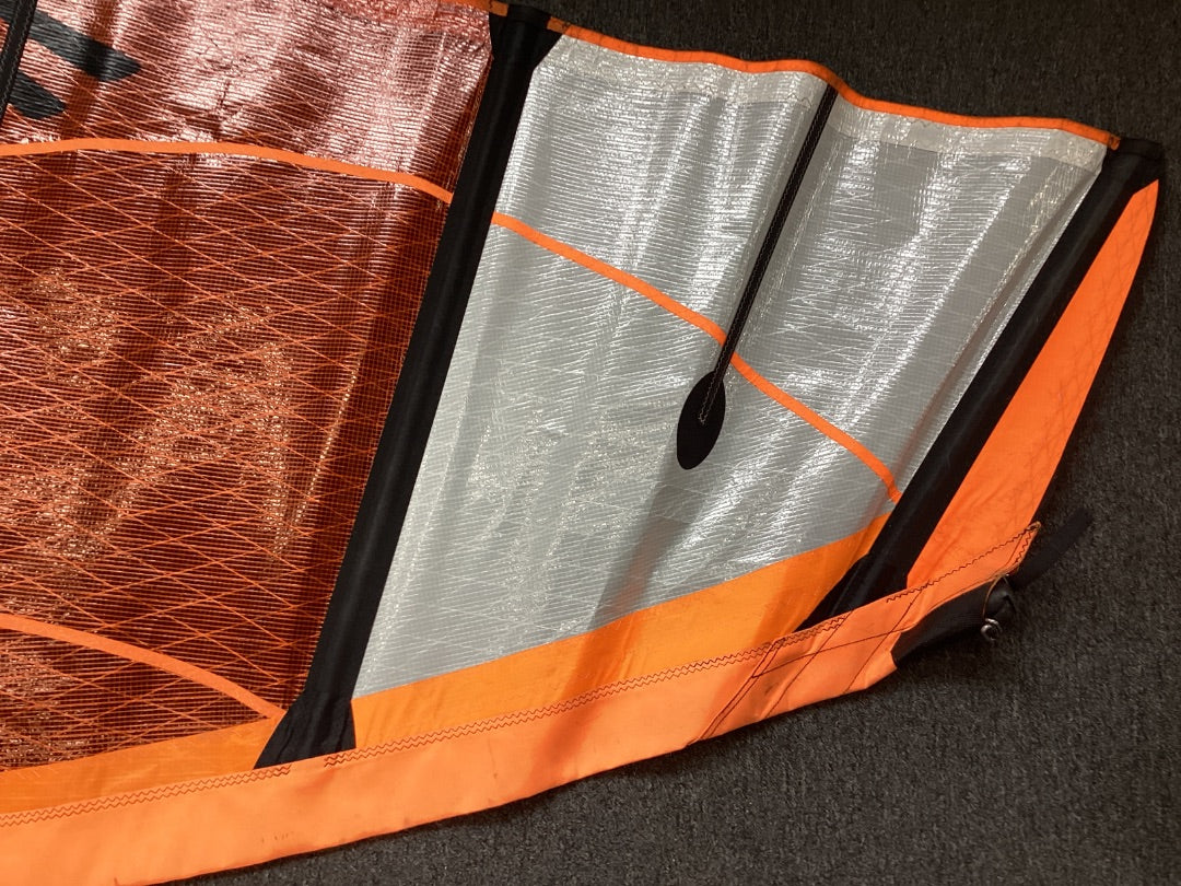 4.7 Ezzy TAKA, 2025 B+ Condition