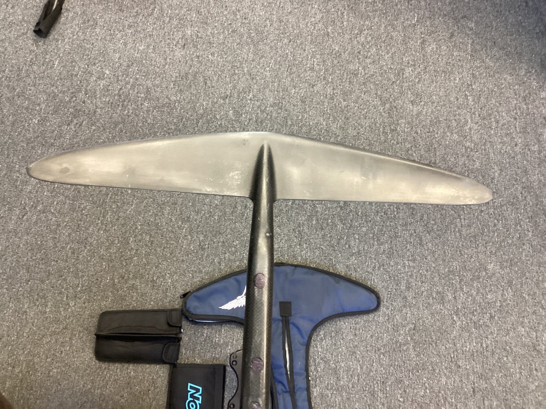 Lift 70 LCX + Carve 20 + 102cm Mast,   Condition