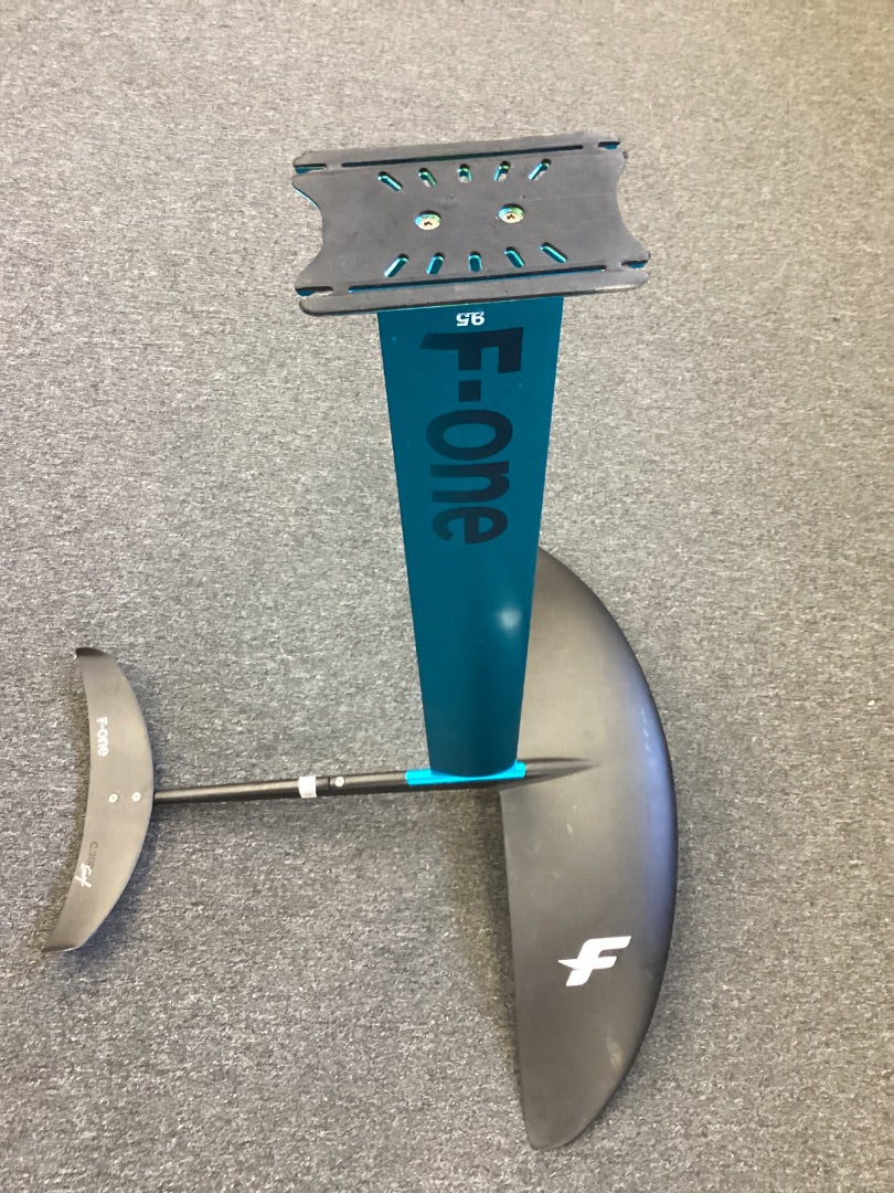 1800 F-One Gravity,  B Condition
