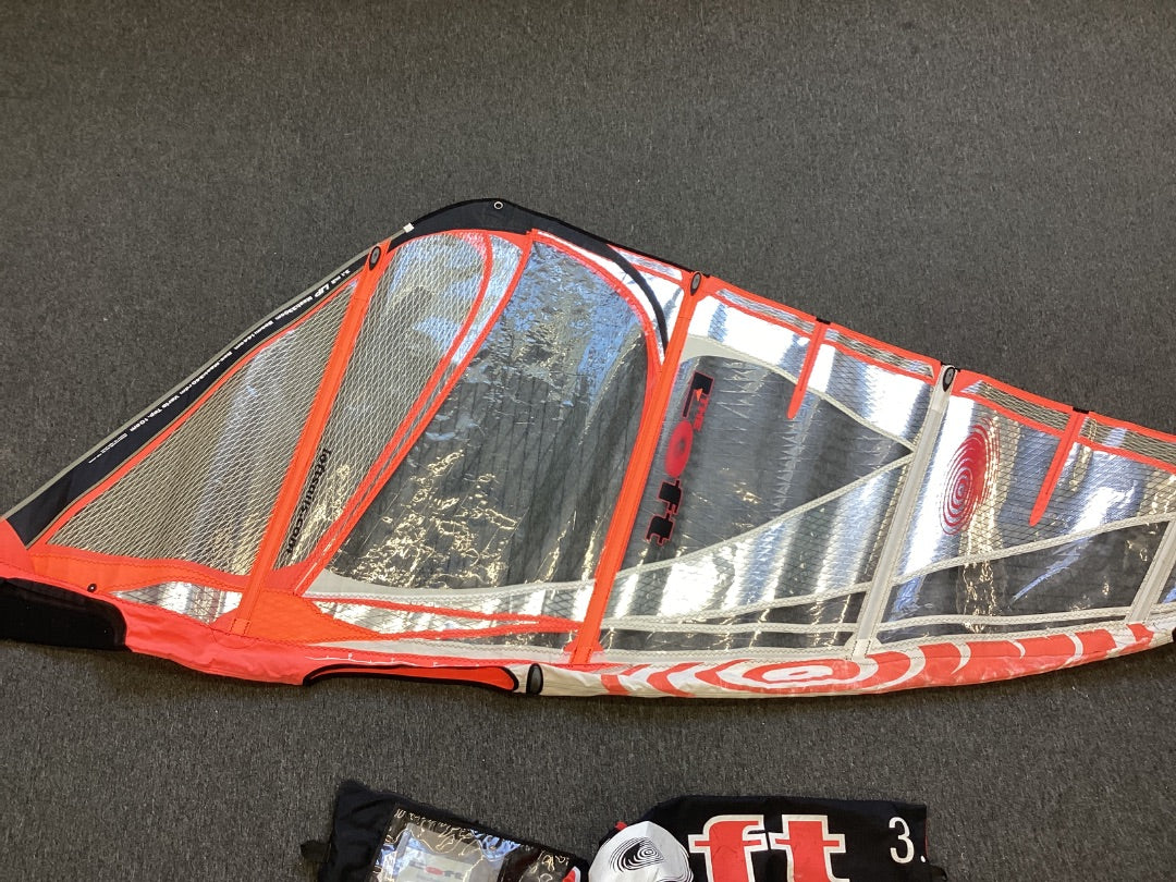 3.1m2 Loft Sails Lip, 2007  Condition