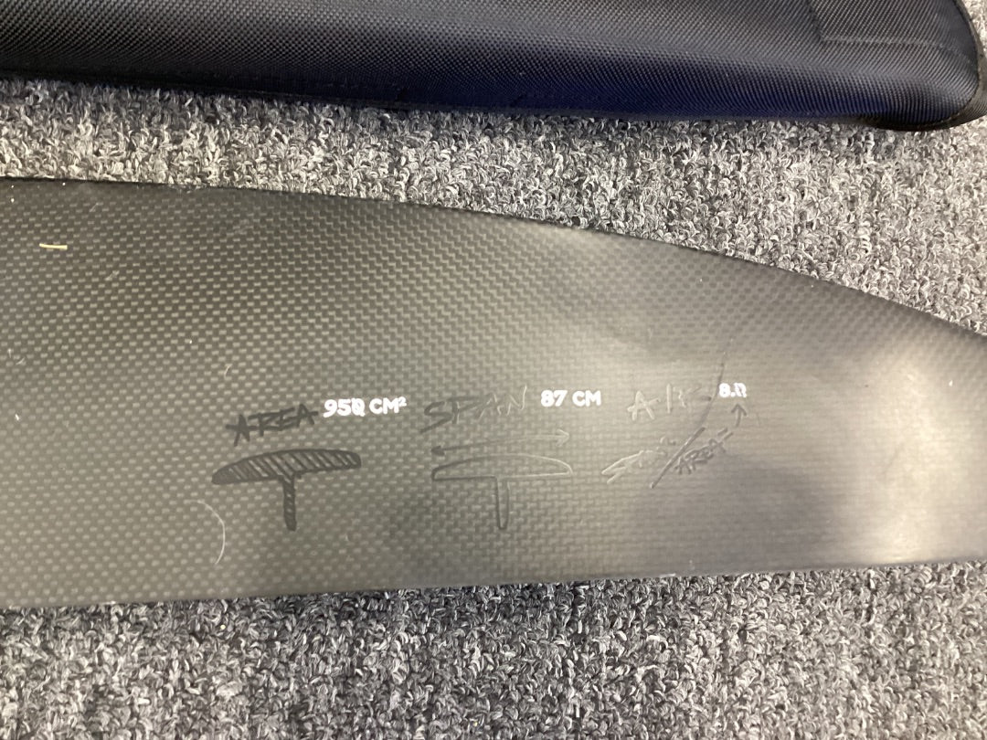 950cm2 F-ONE Sk8 T1,  B Condition