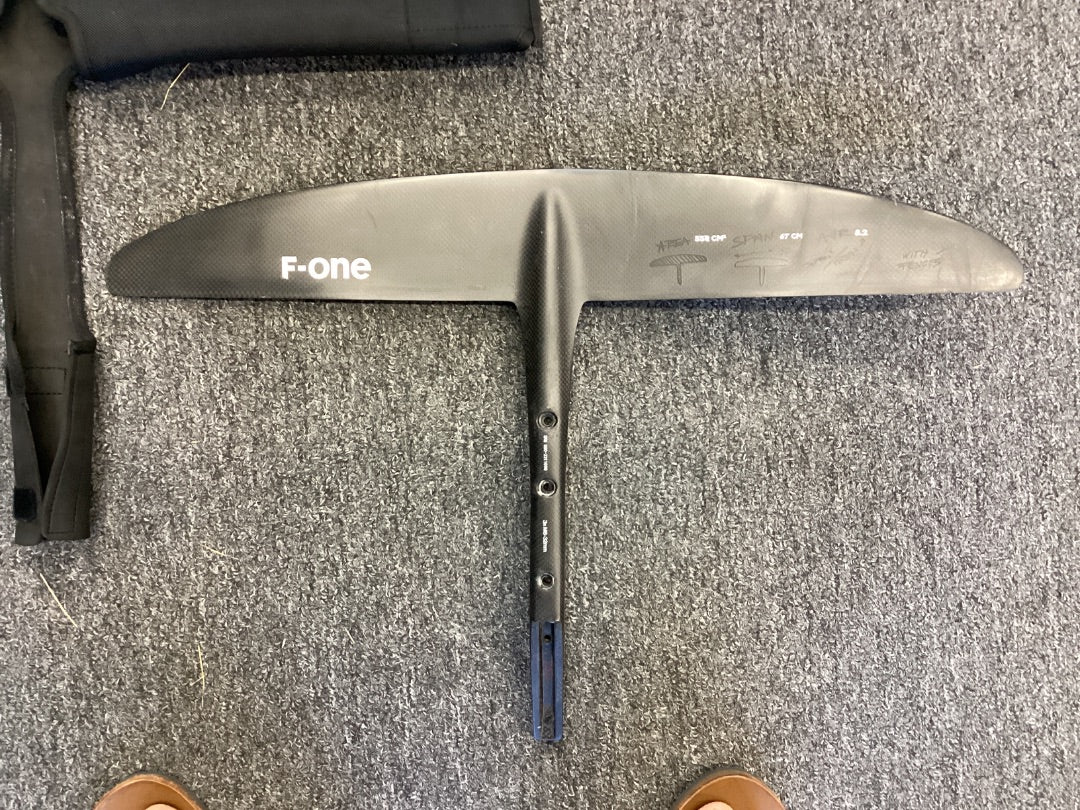 550cm2 F-One T1 SK8,  B Condition