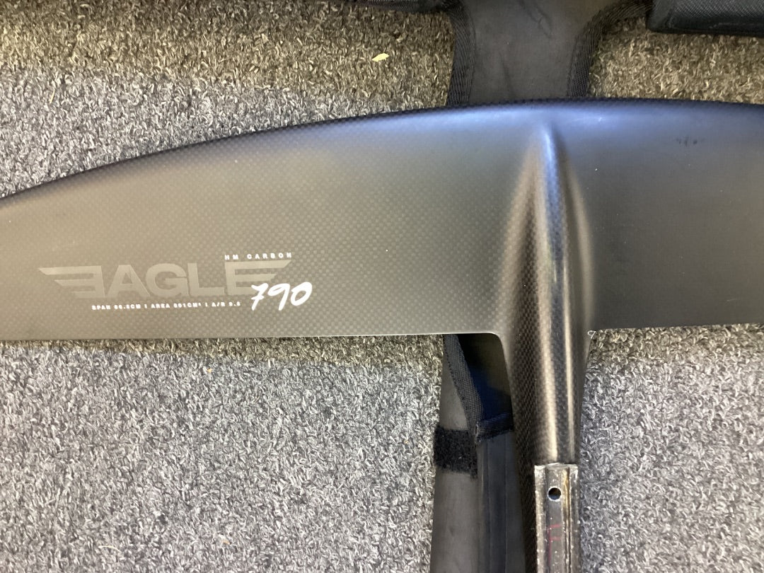 790cm2  / 210 DW Tail F-One Eagle,  B Condition