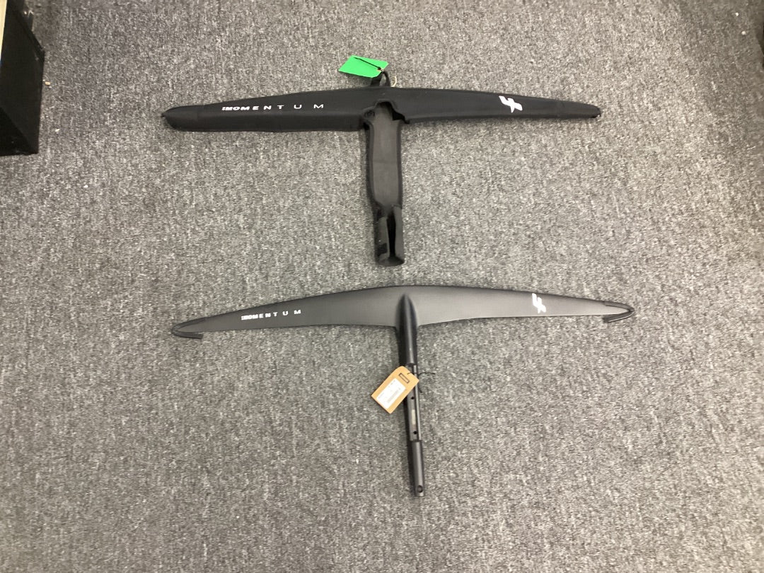 616cm2 F-One Momentum UHM New, 2025 A+ Condition