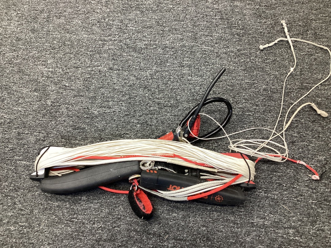 17" Slingshot kite bar,  B Condition
