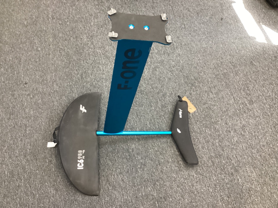 55 mast 950 FW F-one Kite foil,  A Condition