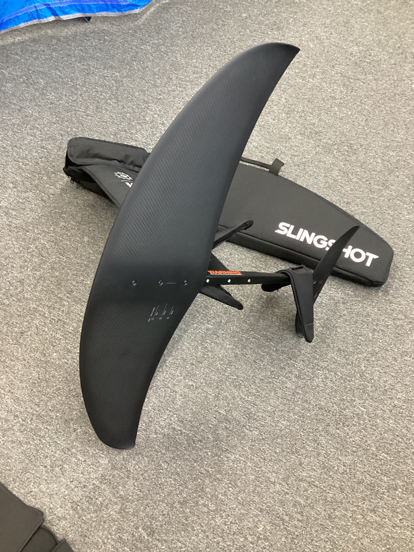 E1090 / 72cm Slingshot Phantasm E1090 / Carbon 72 Mast,  A+ Condition