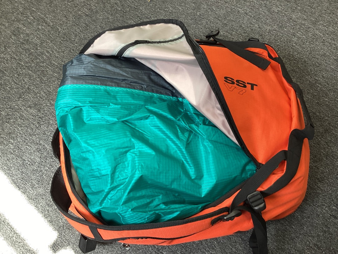 8 Slingshot SST,  A- Condition