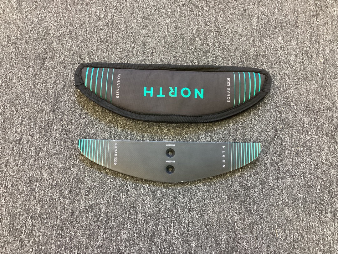 210cm2 North Sonar S210, 2025/26 B Condition