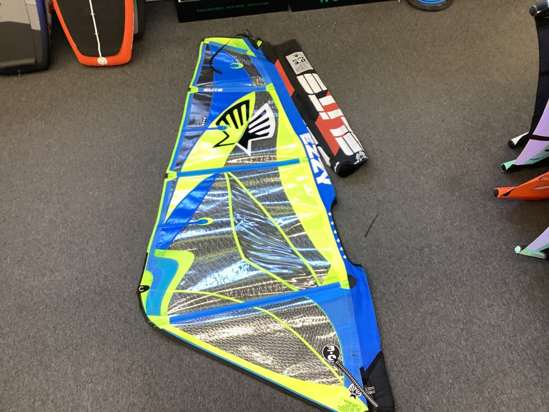 3.0m2 Ezzy Elite,  B+ Condition