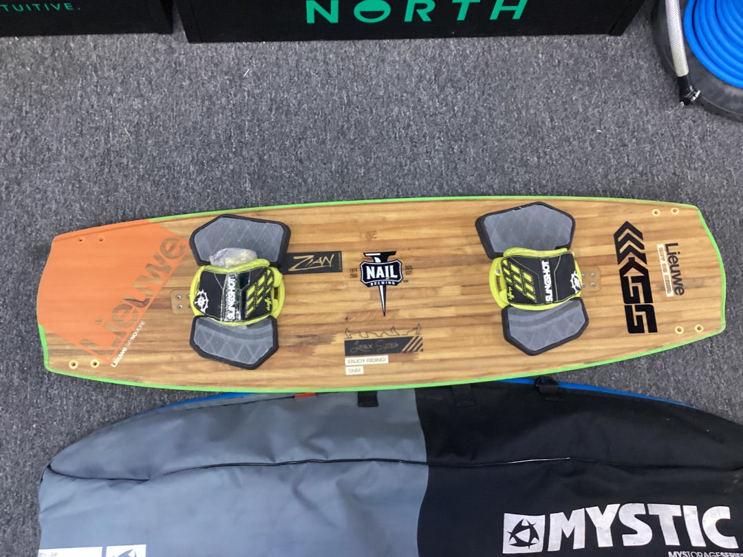 136cm Lieuwe Series Twintip,  B+ Condition