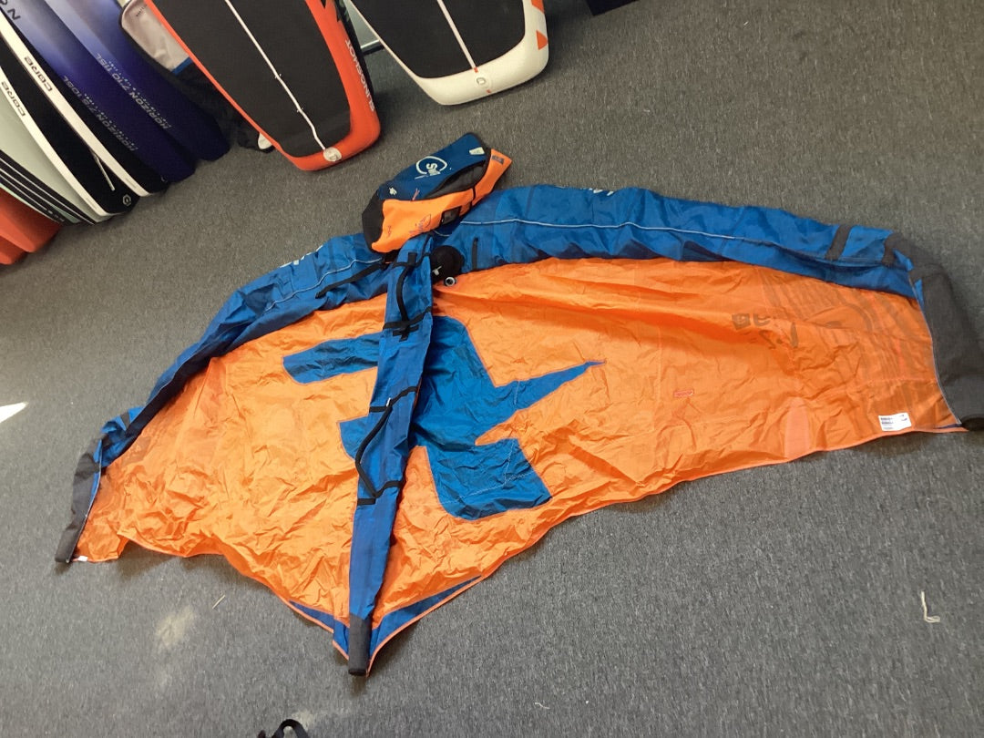 4.2m2 F-One Swing V2,  B Condition