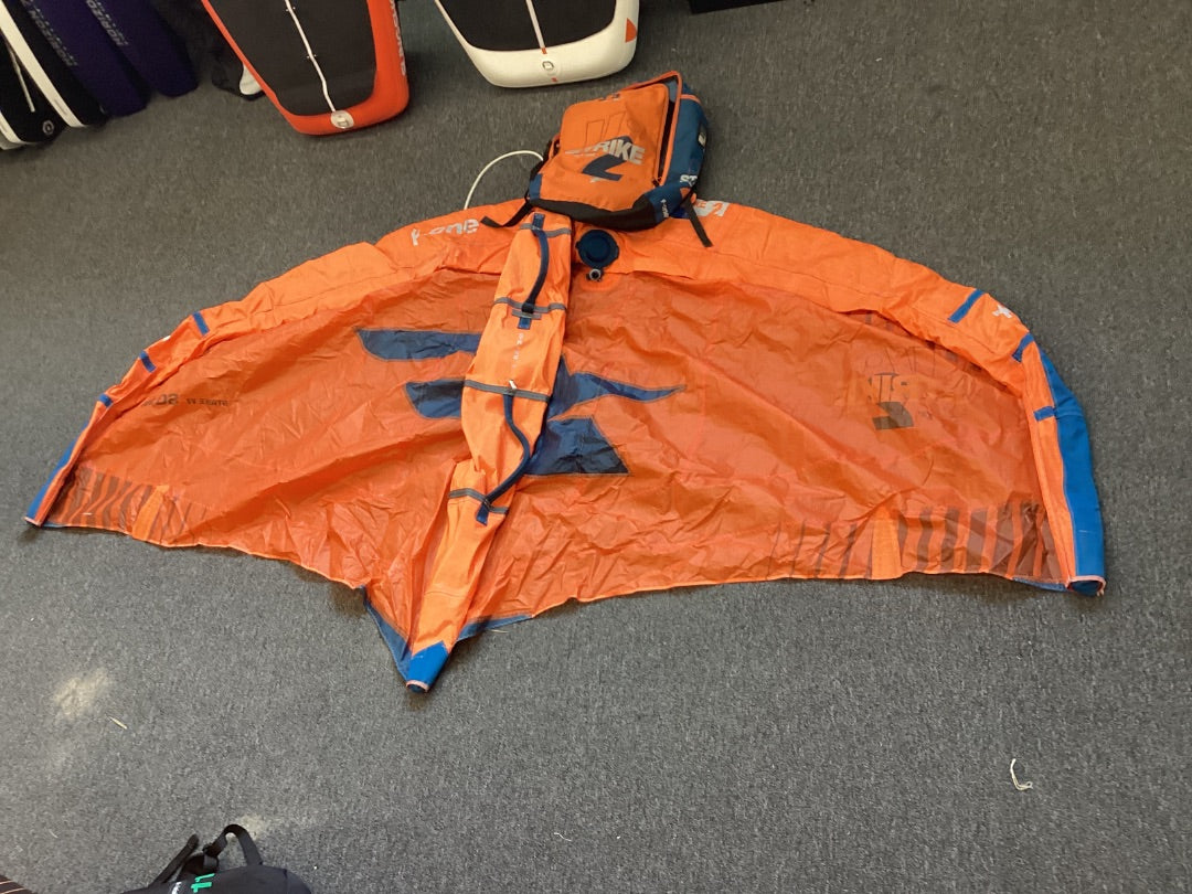 3.5m2 F-One Strike V2,  B Condition