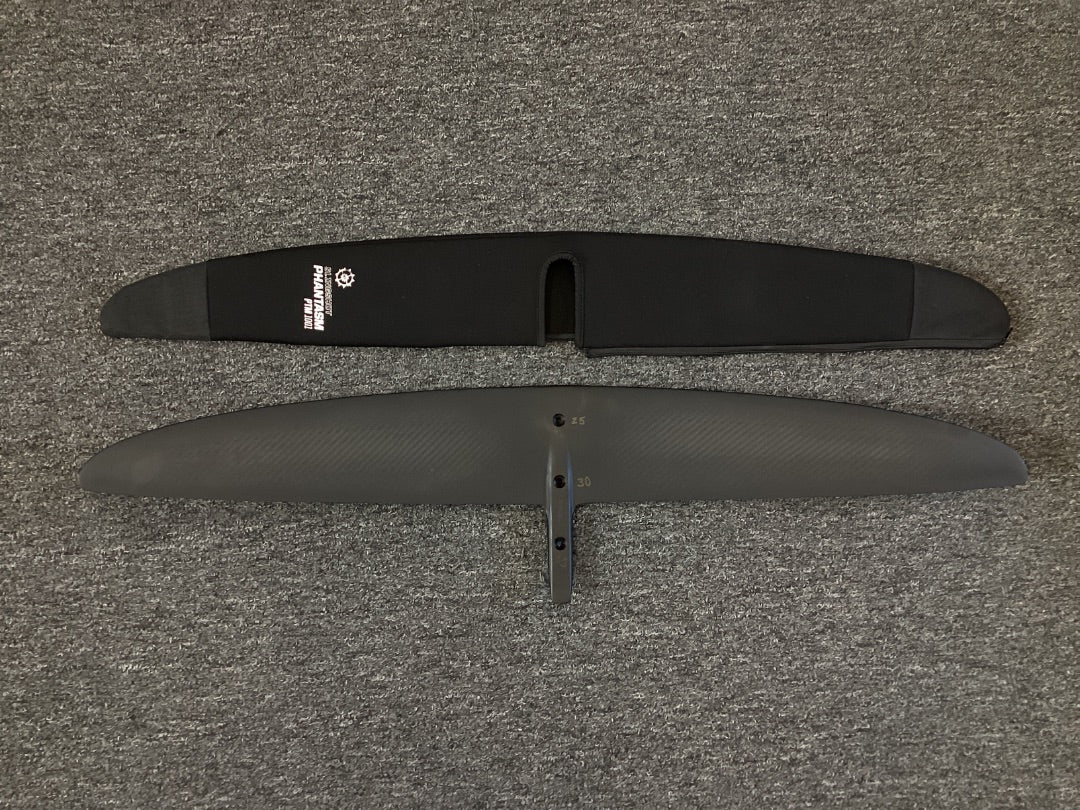 1001cm Slingshot Phantasm PTM1001 FW,  B Condition