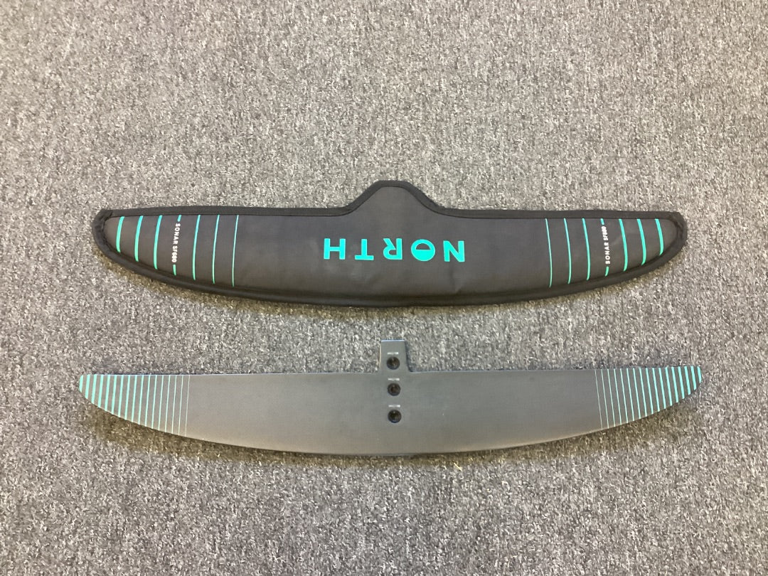 680cm2 North North Sonar SF680, 2025/26 B Condition