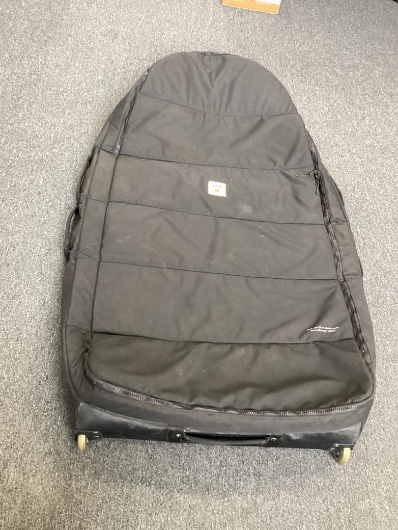 180x85x24 Manera Travel Bag,   Condition