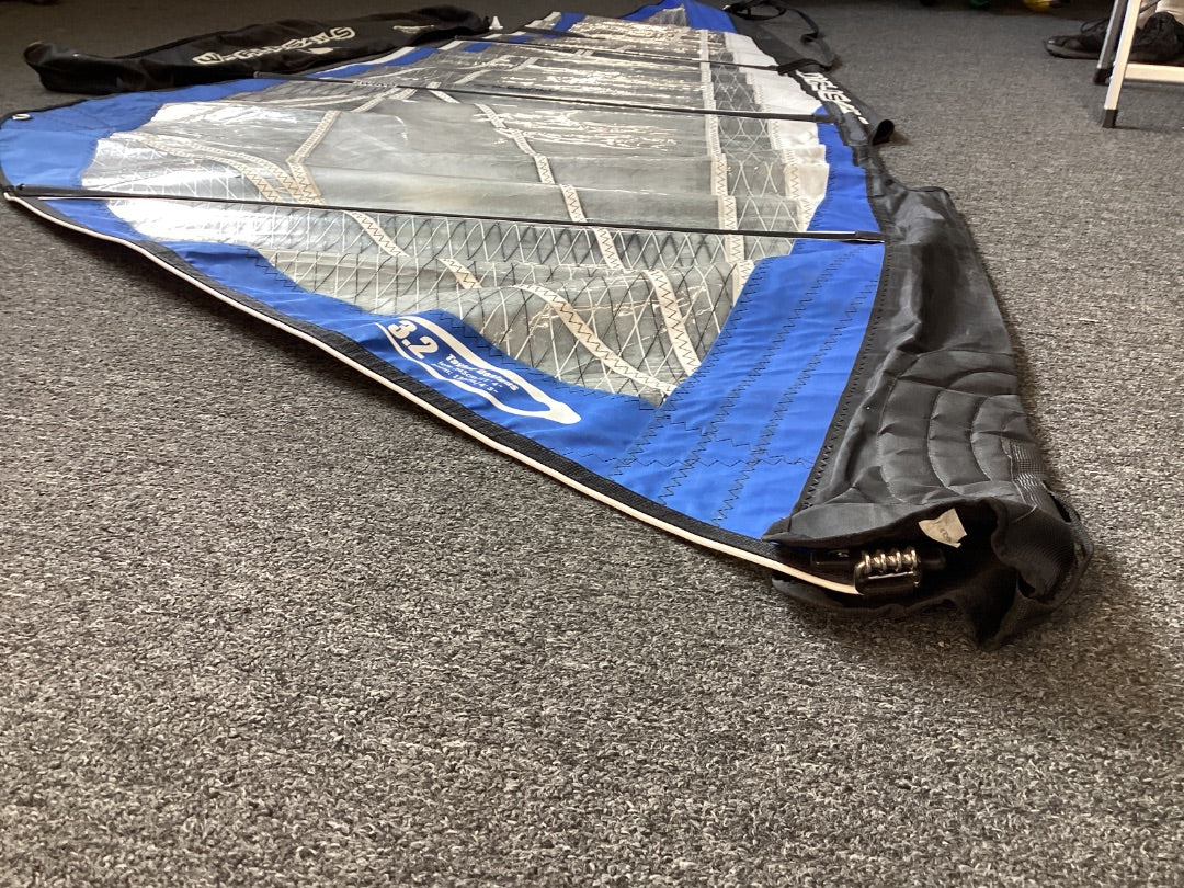 3.2 World Sails T-Wave,  B Condition