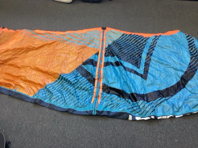 9m2 Liquid Force Solo,  B Condition