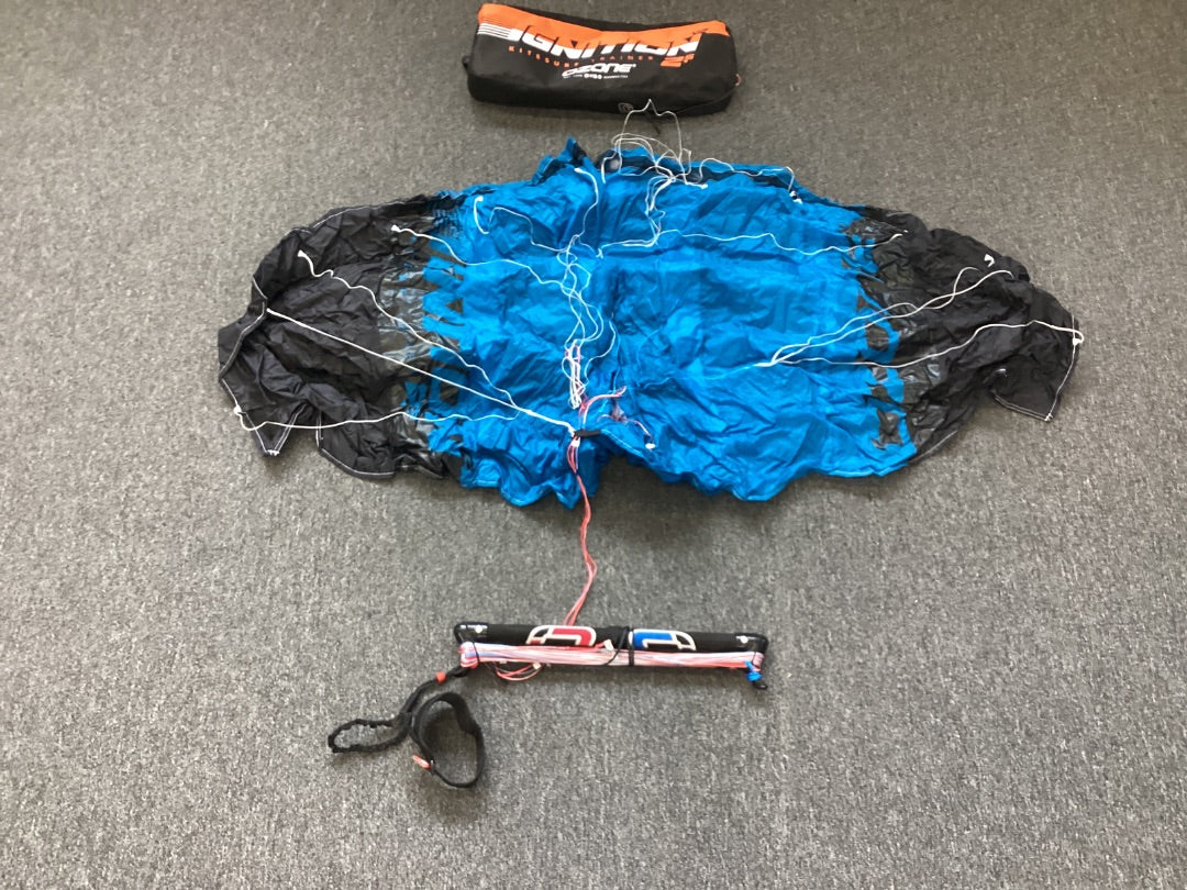 2.5 Ozone Ignition-Trainer Kite,  B Condition