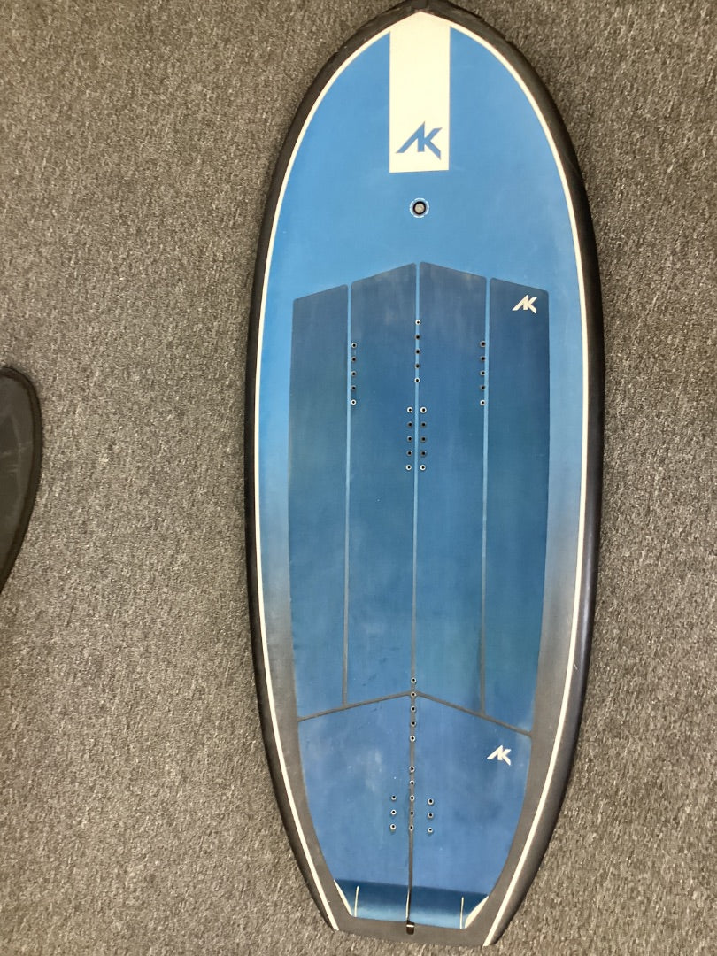 90L AK PHAZER V3,  B- Condition
