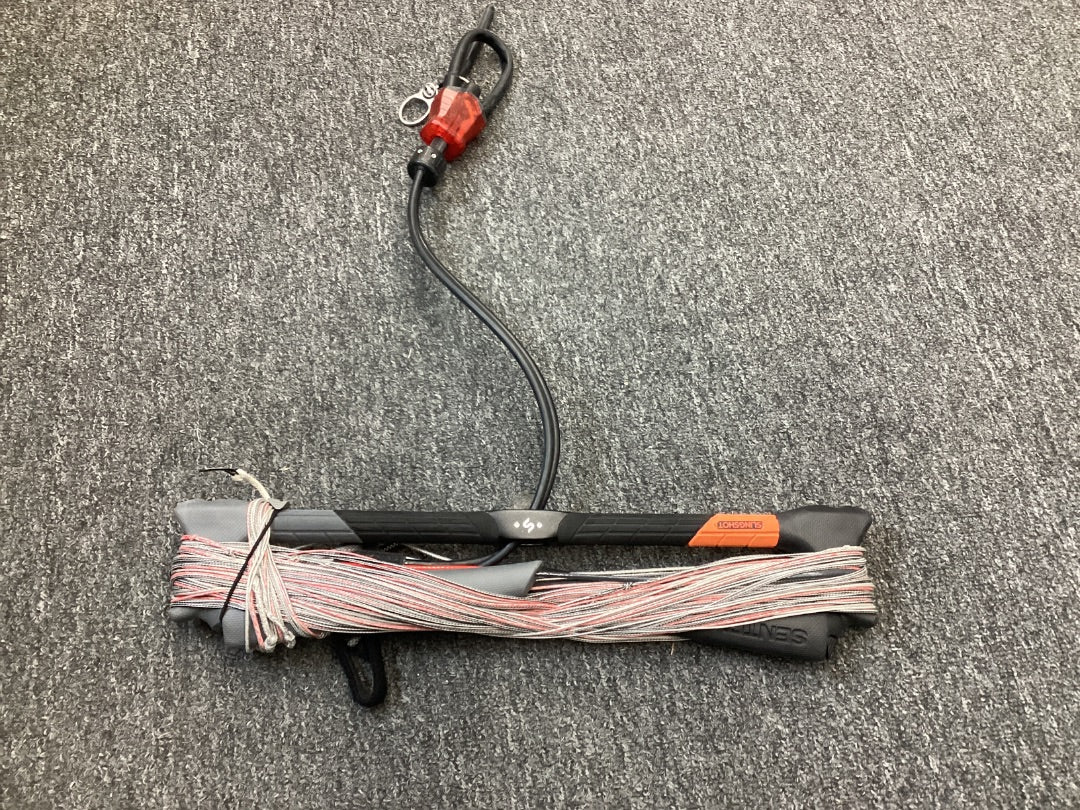 20" Slingshot Sentry V2,  B+ Condition
