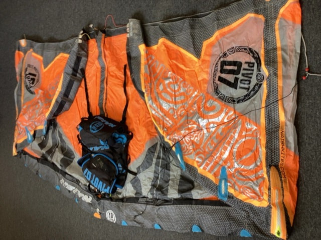 7m2 Naish Pivot, 2017 B Condition