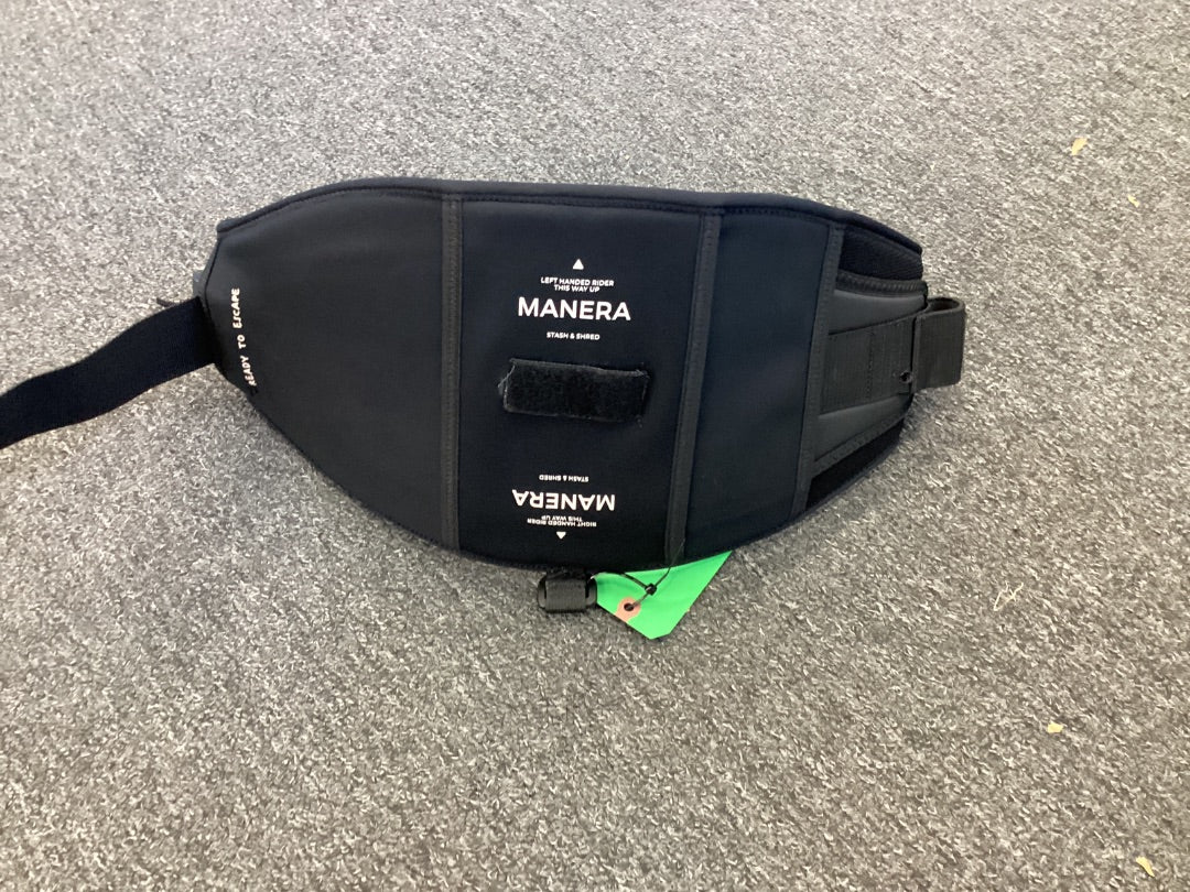 Medium F-One Manera Stash Harness, 2026 A- Condition