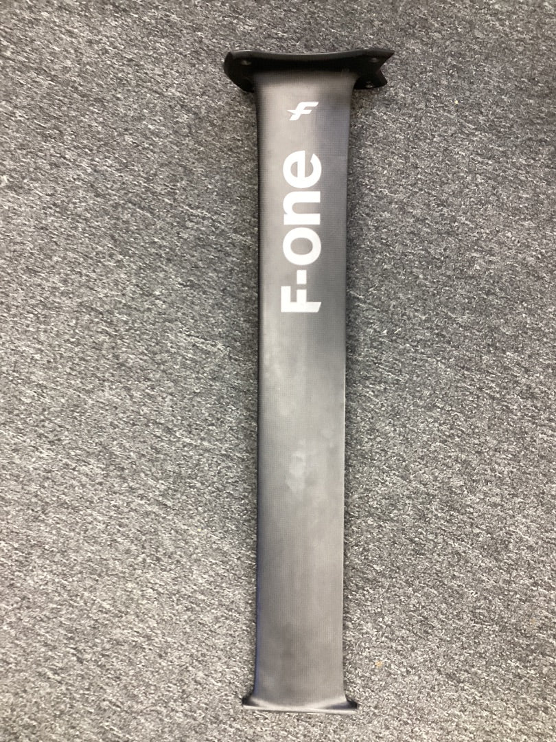 85cm F-One HM 14 Carbon Mast T1,  B+ Condition