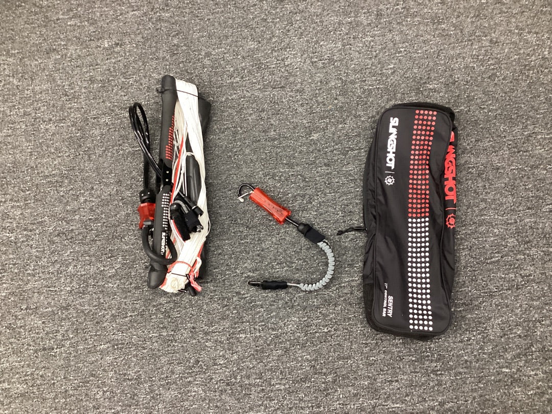 17" Slingshot Sentry w/leash, 2024  Condition
