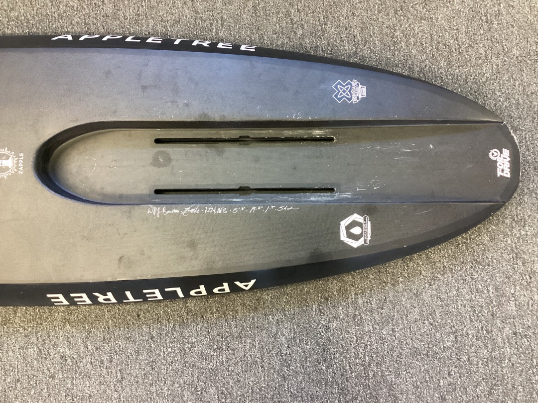 54L Appletree Foil Drive,  B Condition